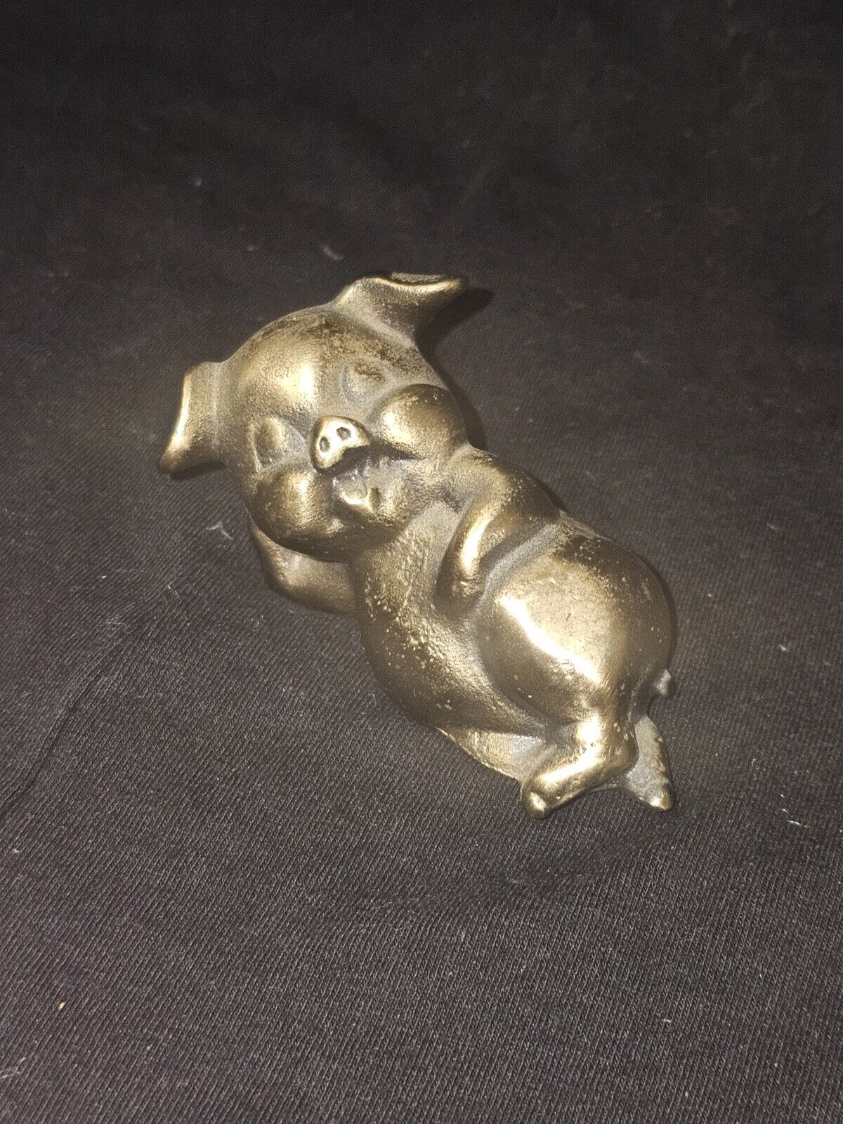 Vintage Brass Adorable Pig Paperweight
