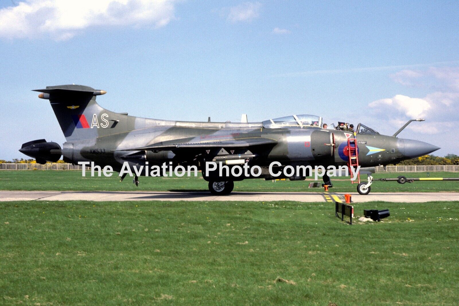 RAF 208 Squadron Blackburn Buccaneer S.2 XW533/AS (1985) Photograph