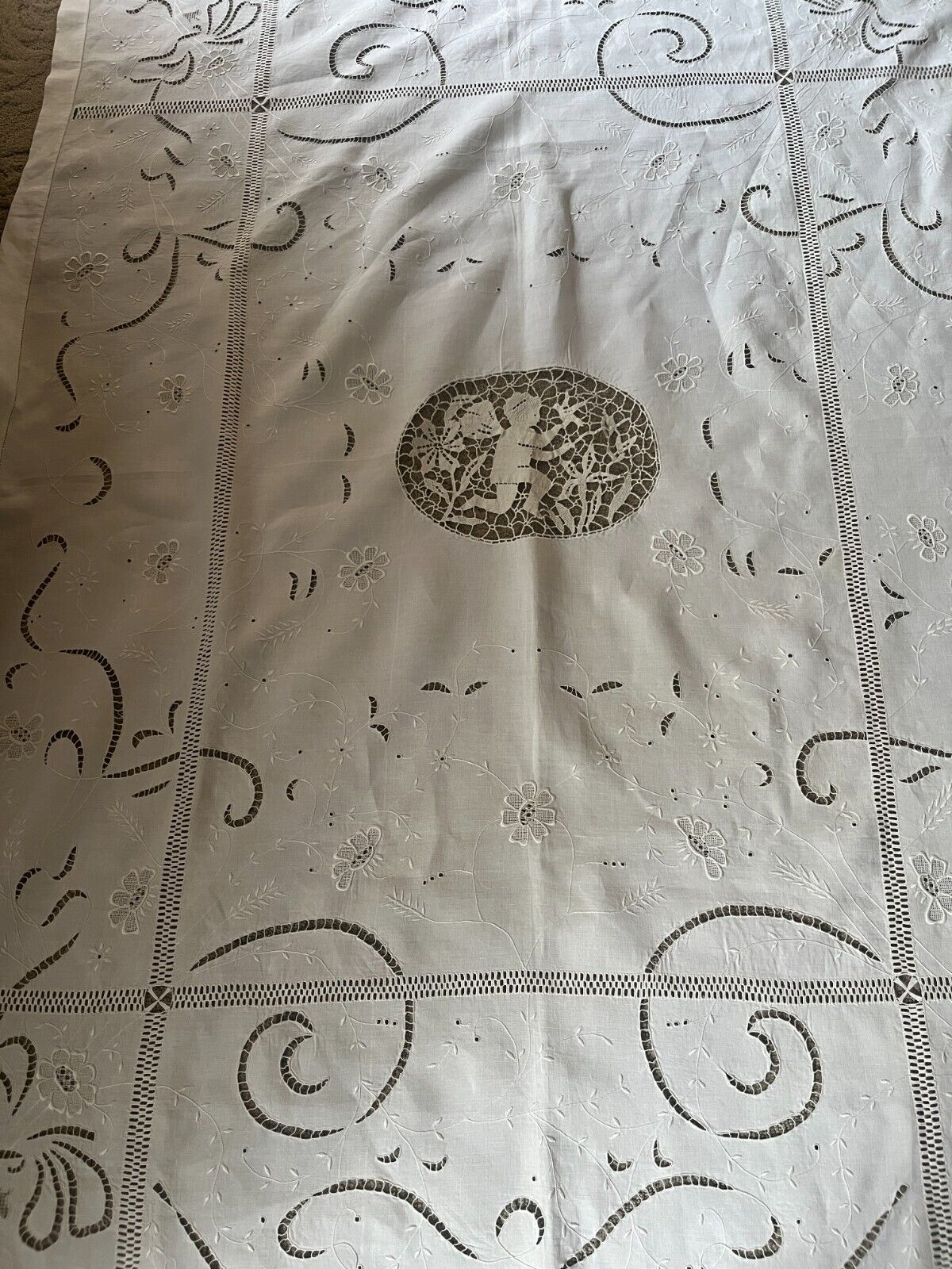 Antique Italian BobbinLace Embroidery Linen Tablecloth 66\