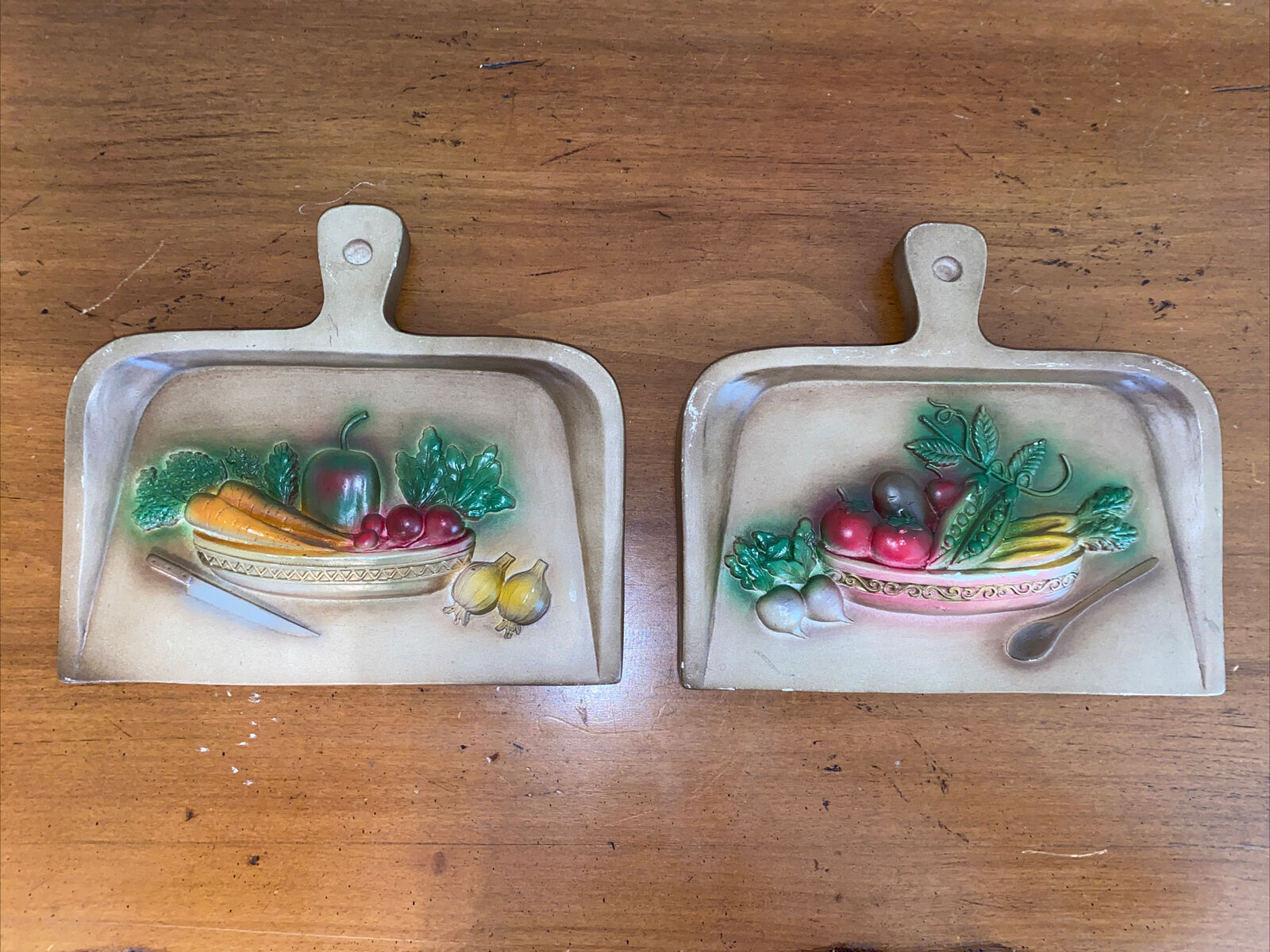 Vintage Chalkware Hanging Dustpans With Vegetables Set Of 2