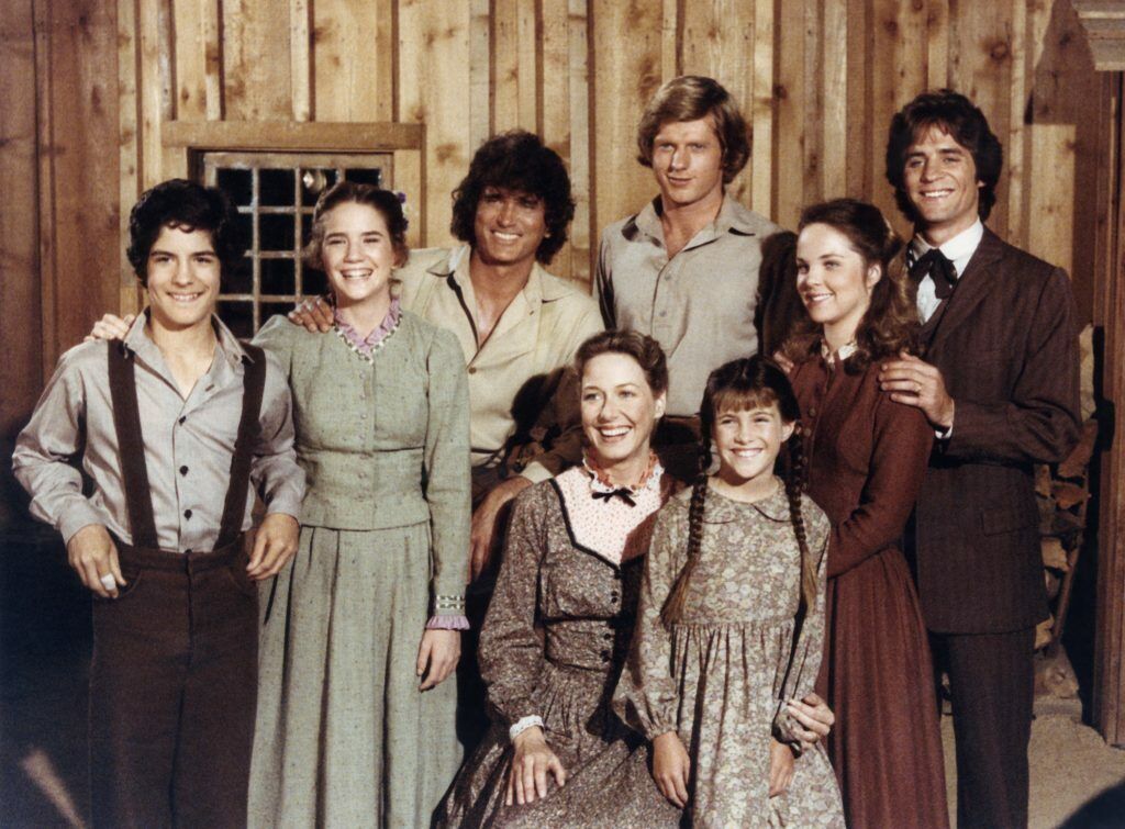 LITTLE HOUSE ON THE PRAIRIE INGALLS FAMILY Cast Photo Picture reprint 8\