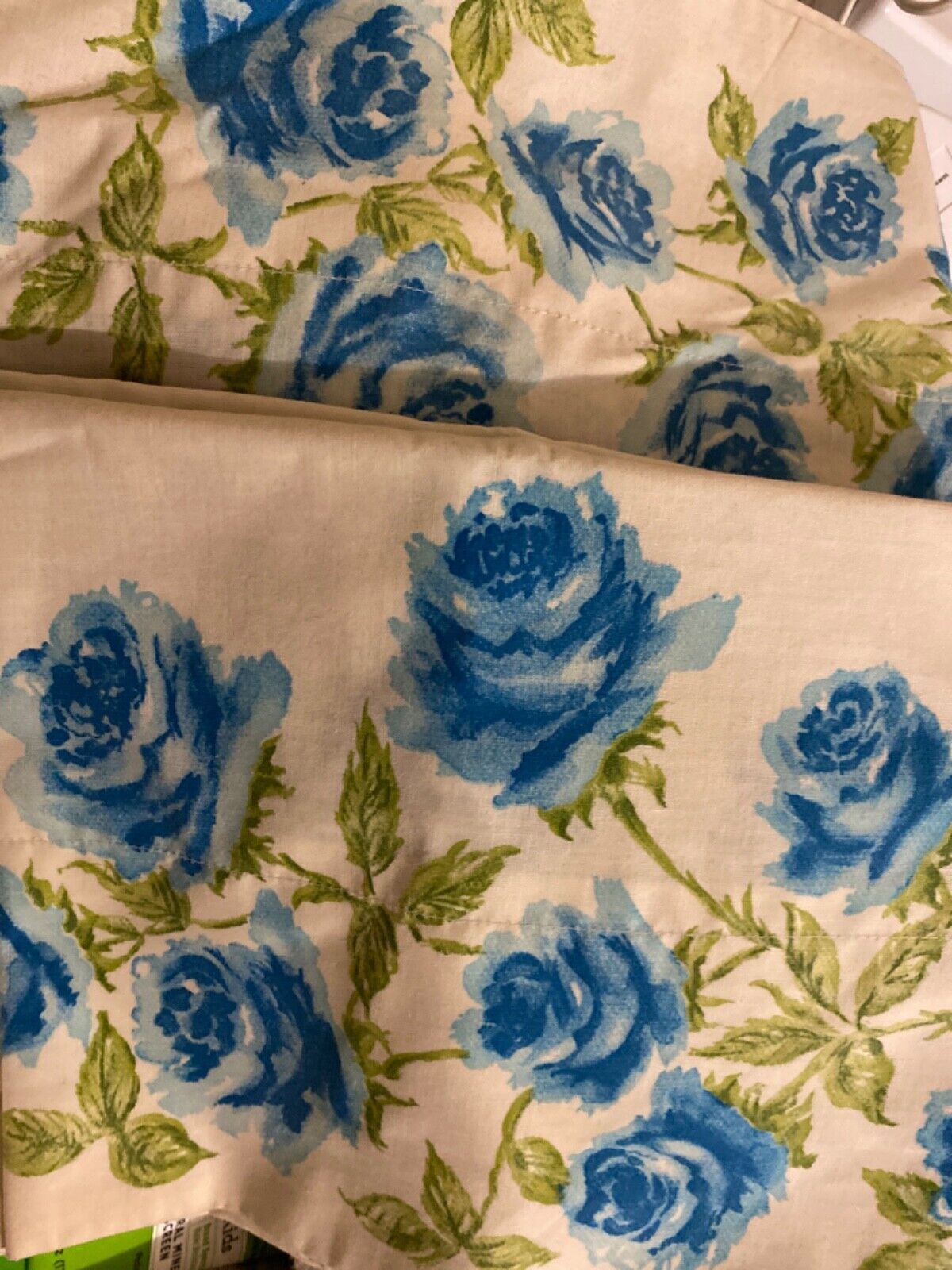 Vintage Blue Roses Pillowcases Set of 2 Standard Pair Cotton Blend