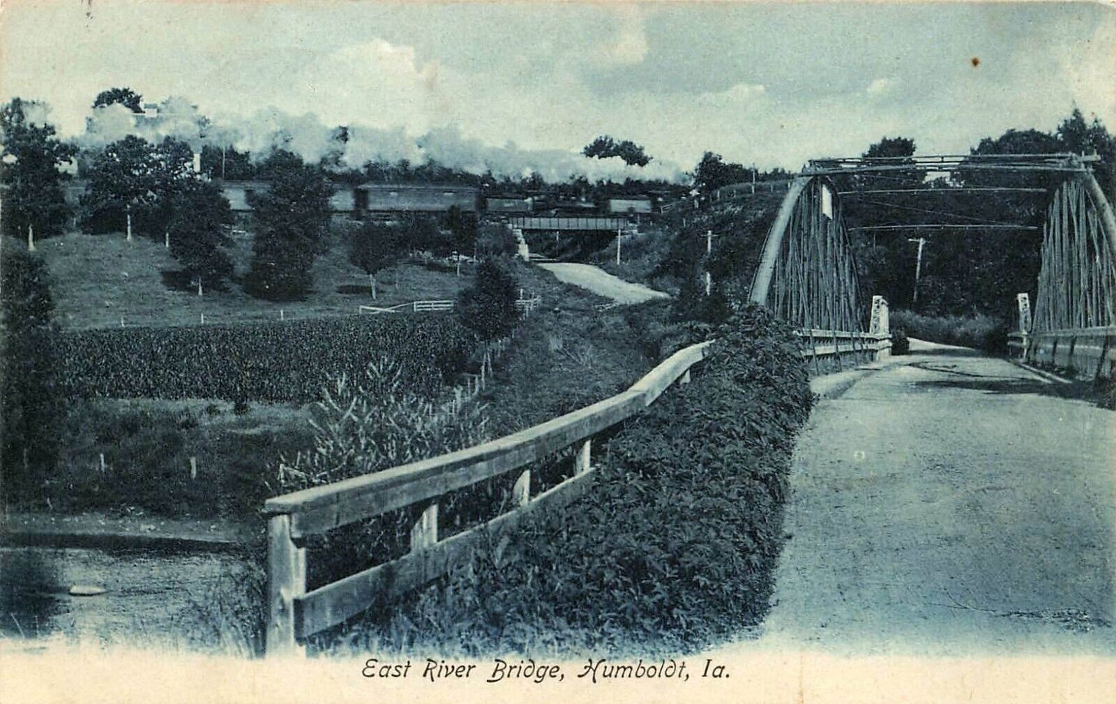 1907 IOWA PHOTO POSTCARD: VIEW OF EAST RIVER BRIDGE, HUMBOLDT, IA UND/B
