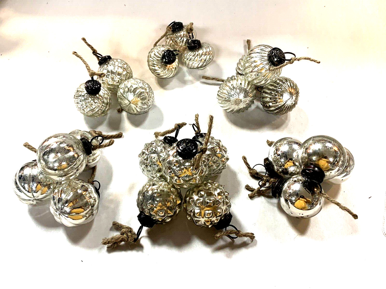 Antique Mercury Glass Xmas Ornaments 23pc Silver Holiday Ball Set (13E)