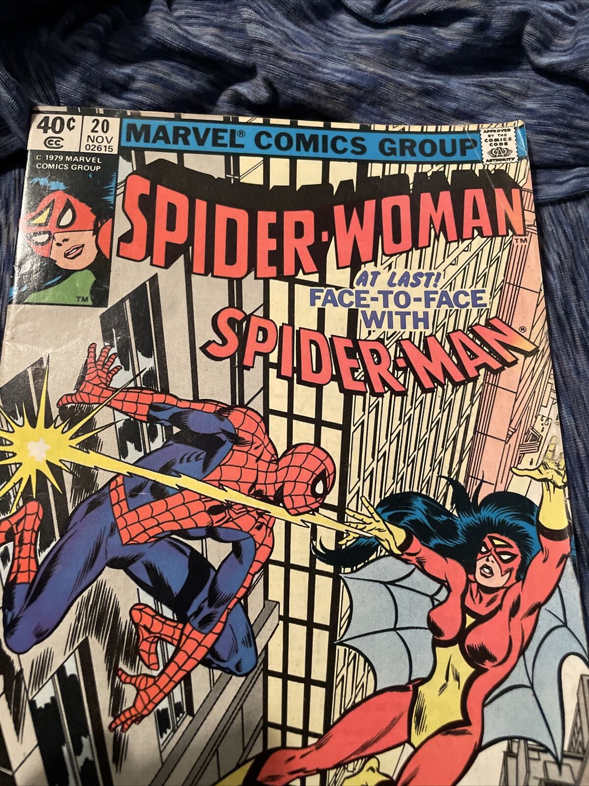 Spider-Woman #20 Spider-Man 1st meeting Marvel Comics 1979 VF/NM