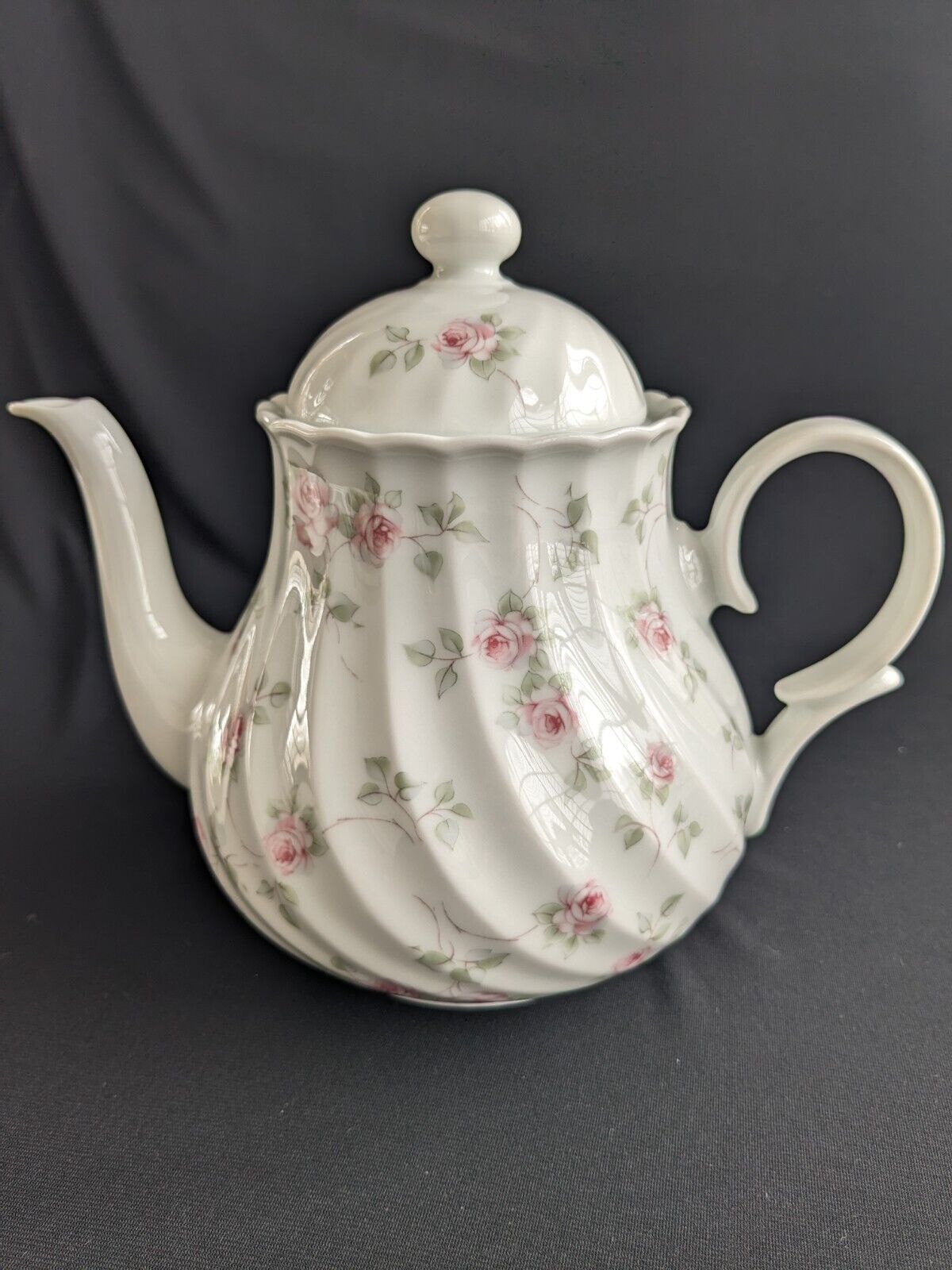 Vintage Pink Cabbage Rose Teapot Schirnding Bavaria