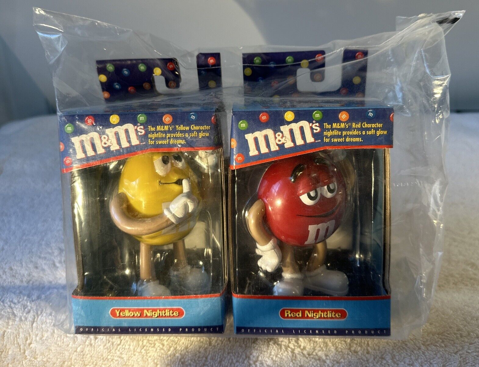 M&M RED & YELLOW NIGHTLITE Twin Set Vintage M&M OFFICIAL LICENSED PRODUCT V58