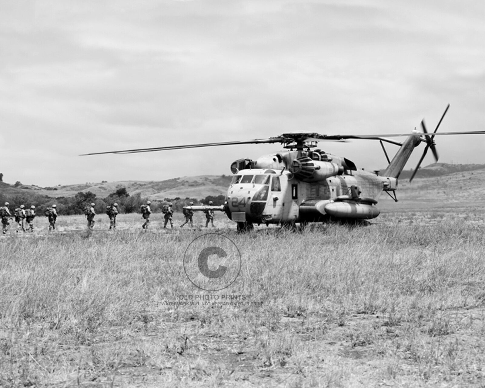 CH-53 Super Stallion Helicopter 2014 Photograph Marines Camp Pendleton 8X10