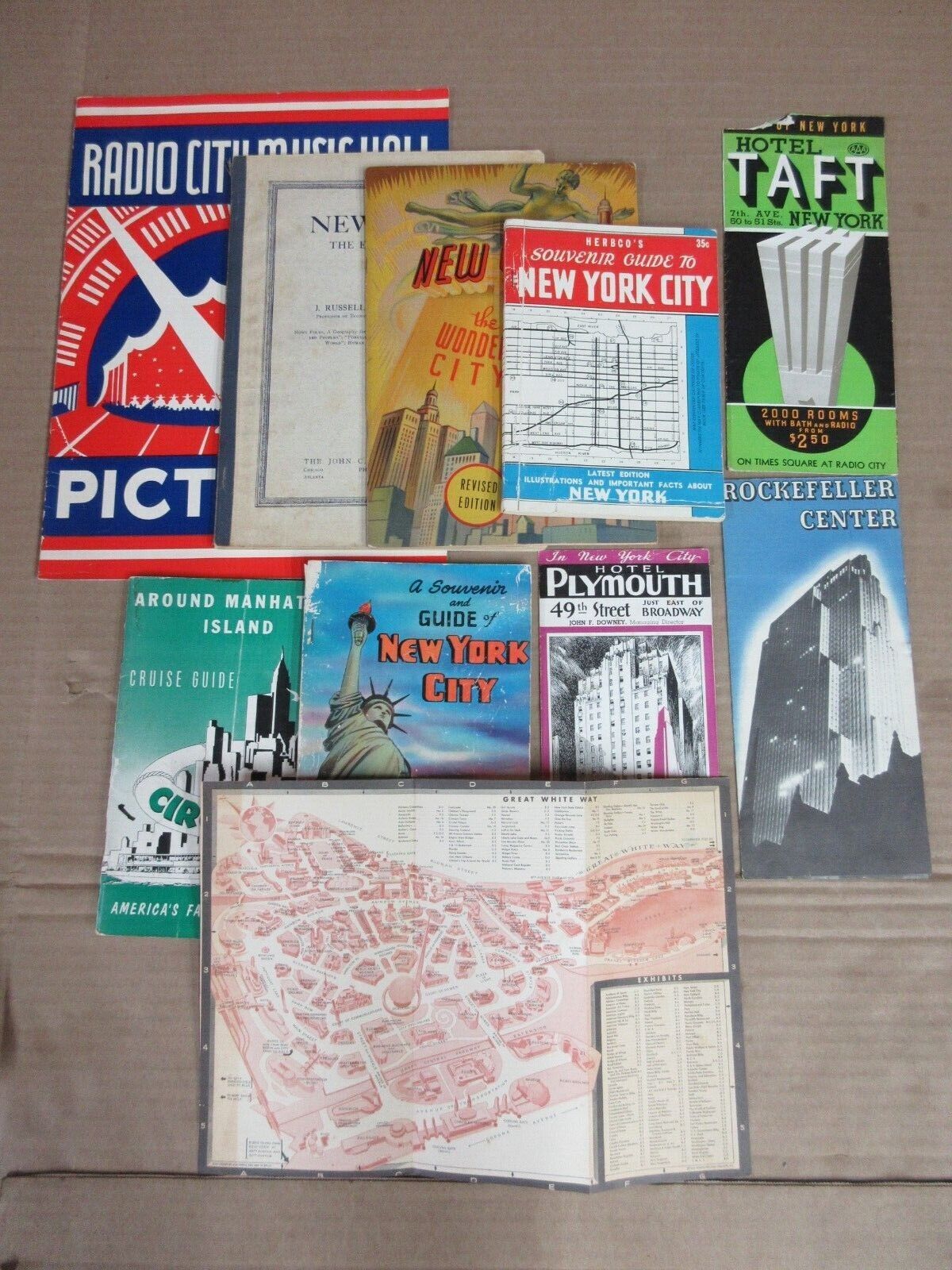 Vintage 1940s NYC New York City Lot of 10 Brochures Books Souvenir Guide Map  N2