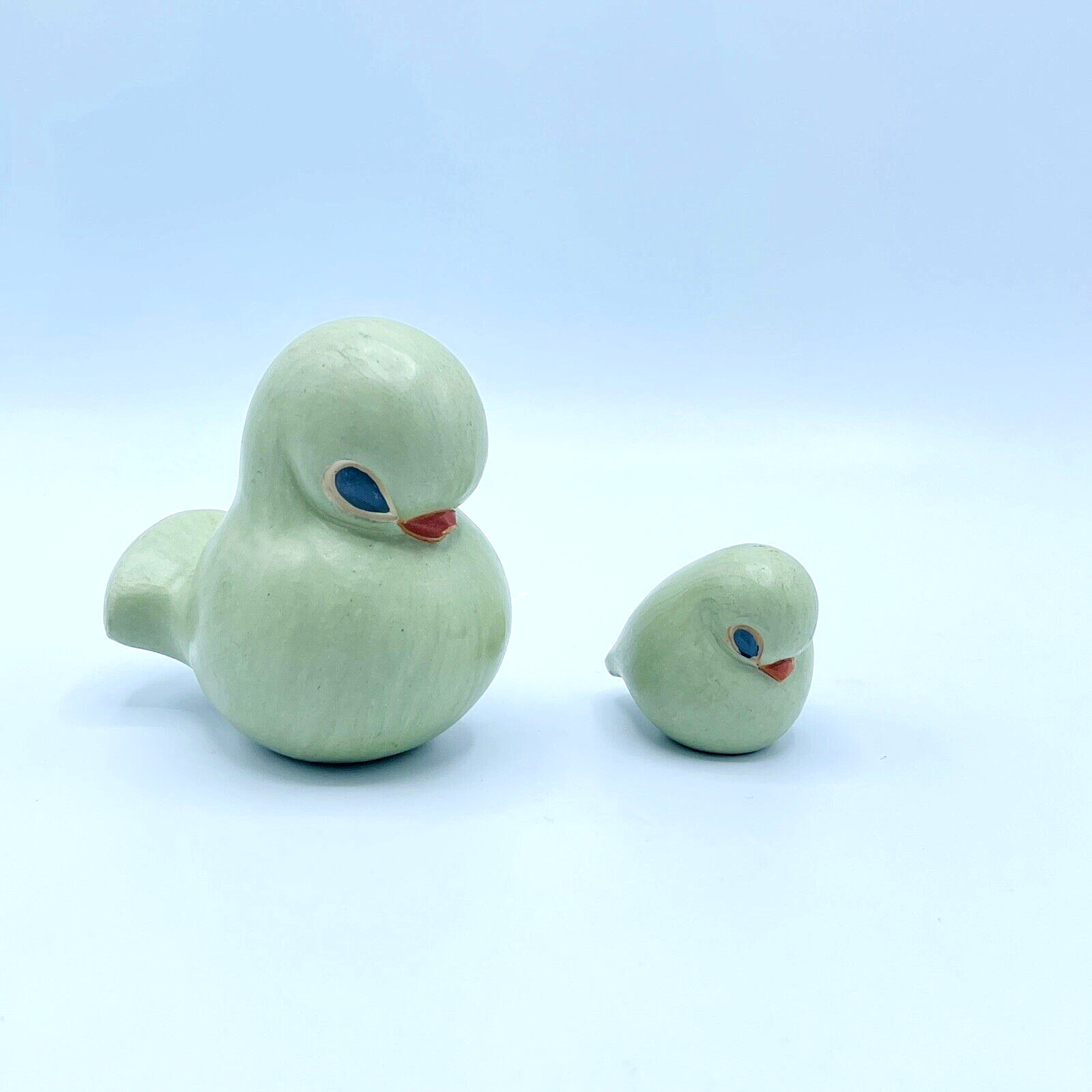Lot of 2 Vintage Green Bird Figurines Pair Chile Painted Pottery Signed Doves