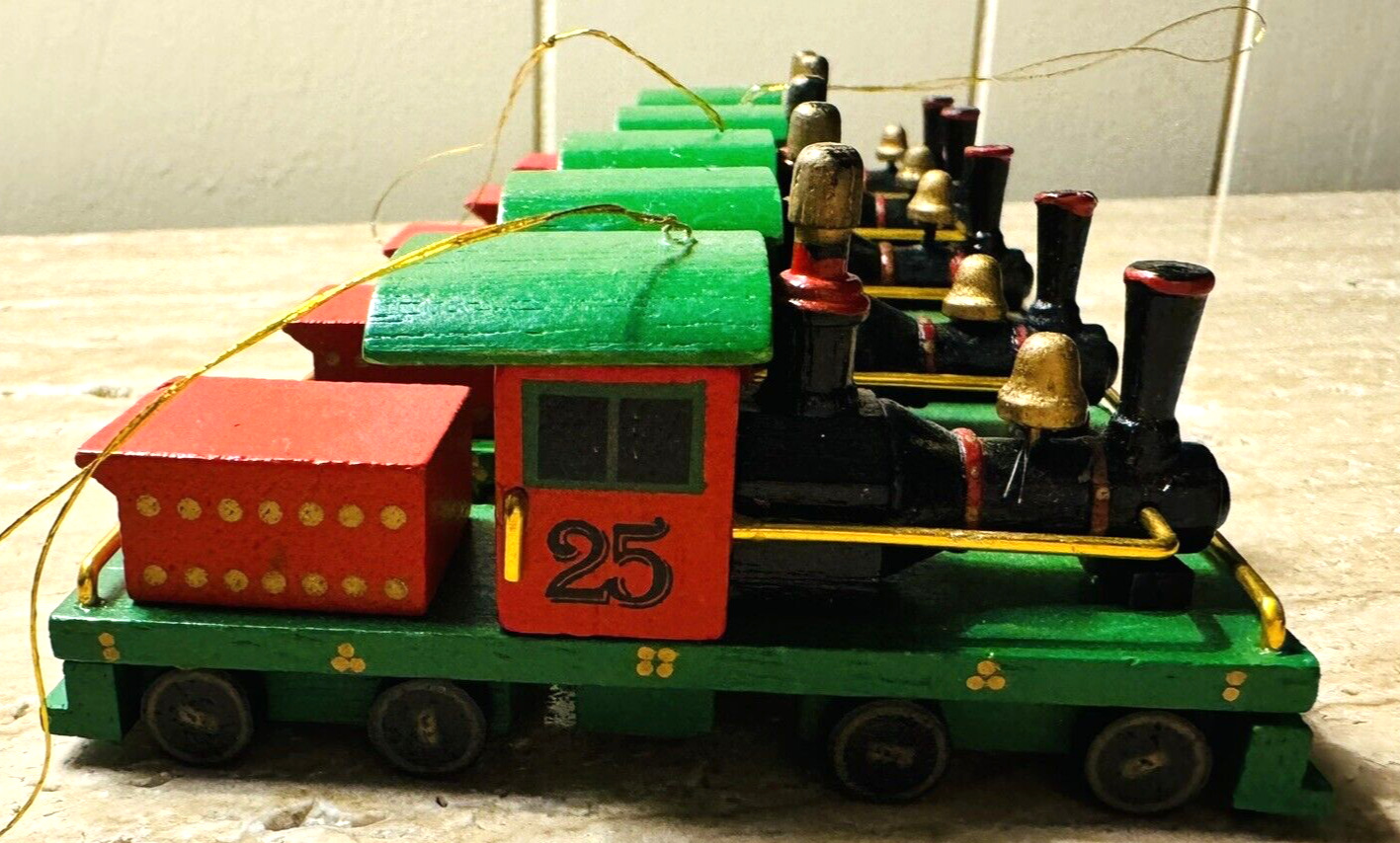 VTG Retro Wood Train Engines Christmas Tree Ornaments Lot of 5 Red Green Black