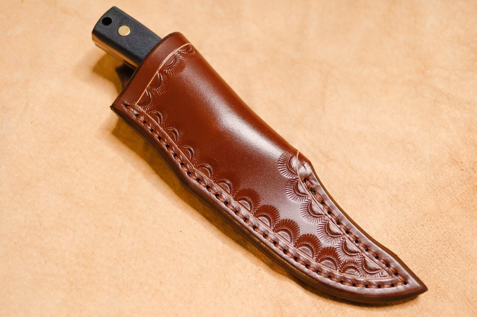 Custom Leather Sheath for Schrade Sharpfinger 152OT (right hand)
