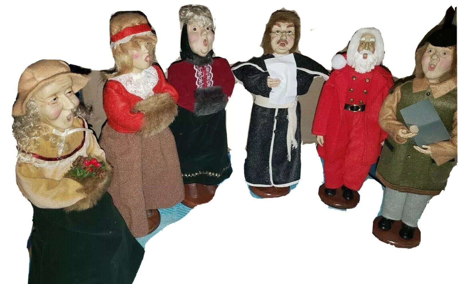 6 Vintage Christmas Carolers Figurines Lot Holiday Collectible 12\