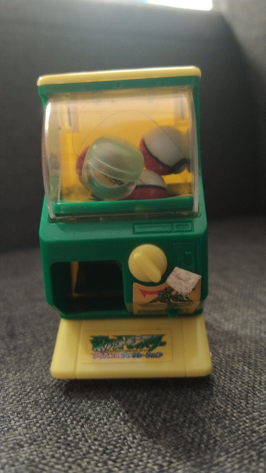 Pokemon Rayquaza Mini Gacha Gashapon Machine Capsule Yujin 2004 Nintendo