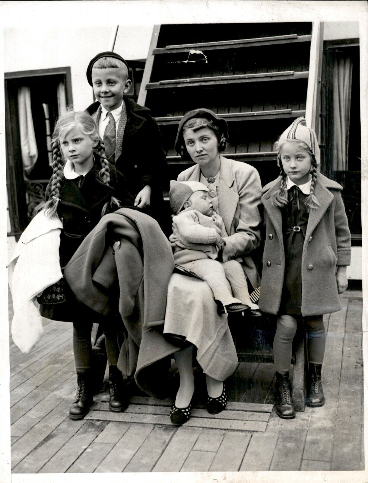 LD241 1935 Original ACME Photo BERGDOLL\'S GERMAN WIFE ARRIVES TO PLEAD Family