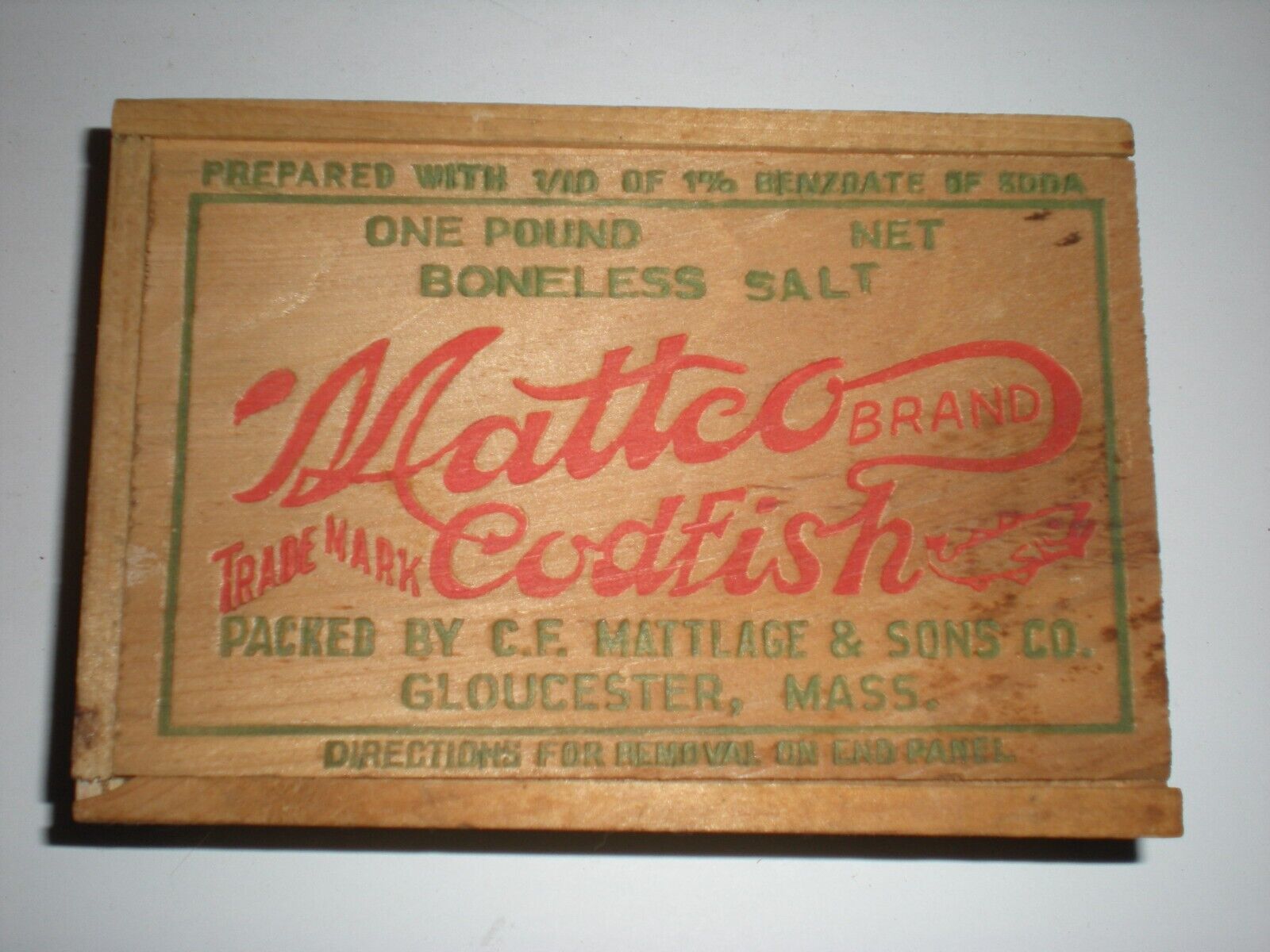 Antique vtg Wooden Mattco Codfish Advertising Finger Jointed/Dovetail Side Box