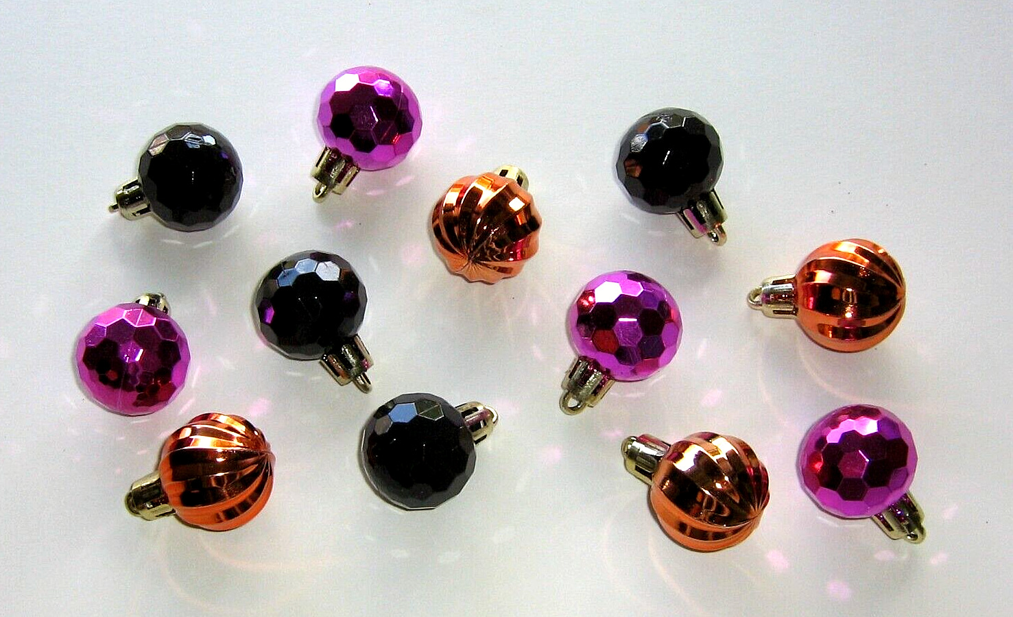 Halloween Black, Purple, Orange Mini Ornaments Balls Non Shatter 7/8\