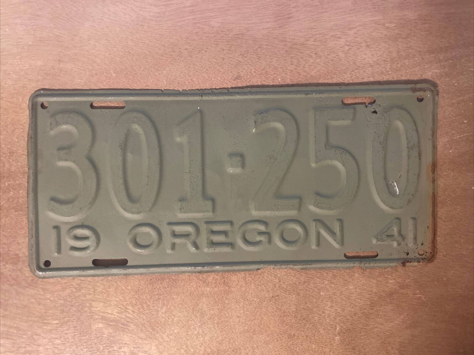 1941 Oregon License Plate # 301- 250 Repaint