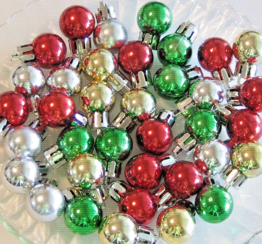 Christmas Mini Ornaments Non Shatter 3/4\
