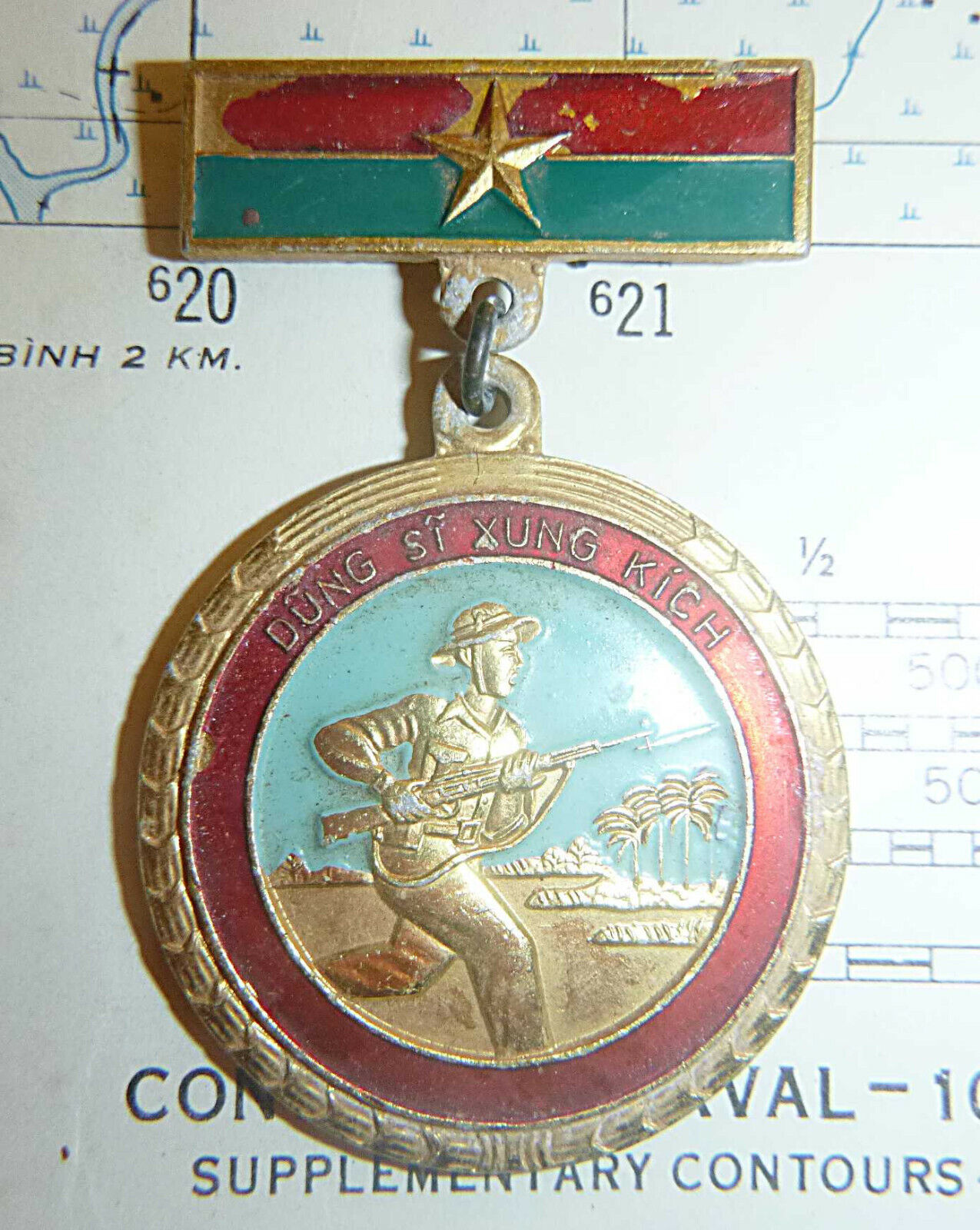 VC Medal - VIET CONG HERO - Valiant Assault Soldier - Vietnam War - NLF - Z.271