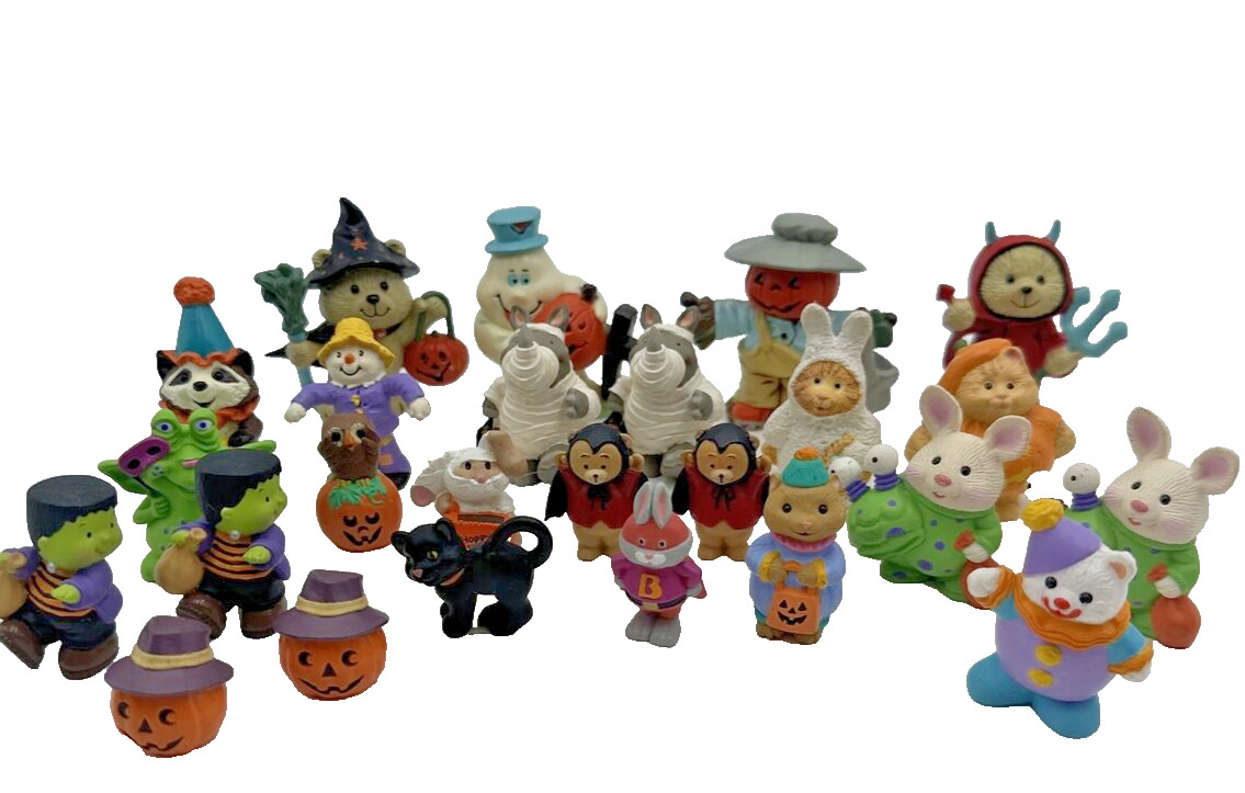 Hallmark Merry Miniatures & Enesco Halloween Resin Figurines Large Lot of 25