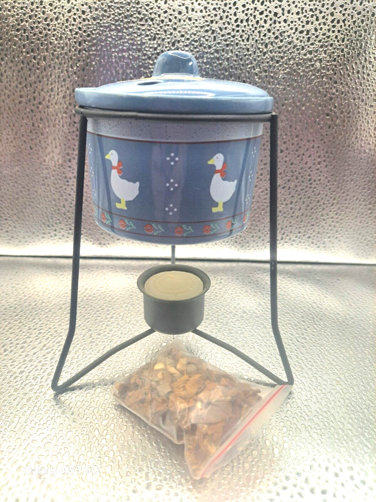 Vintage 80\'s RUSS Potpourri Candle With Geese Pattern-New Old Stock