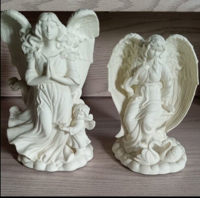 NWOT Set Of 2 Ceramic Angel Candle Holders. Home Decor. Christmas . No cracks 