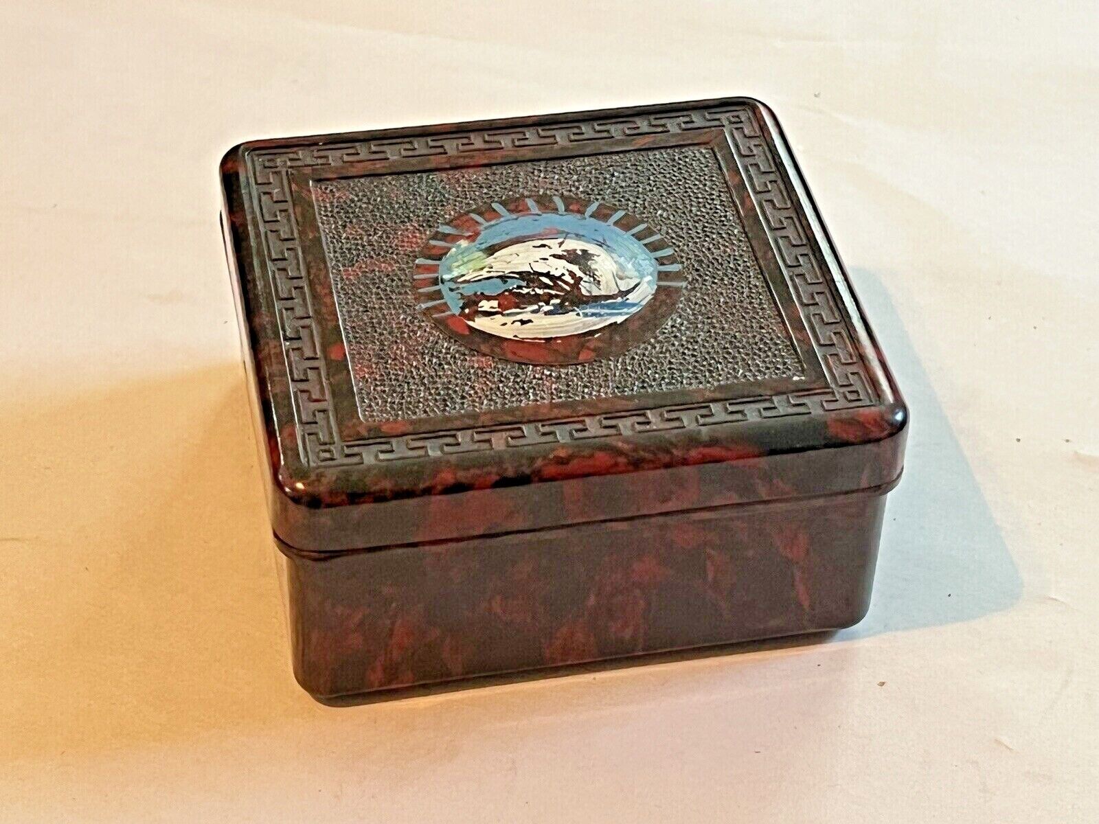 Vintage Early Plastic or Bakelite Trinket Box Souvenir of Niagara Falls New York