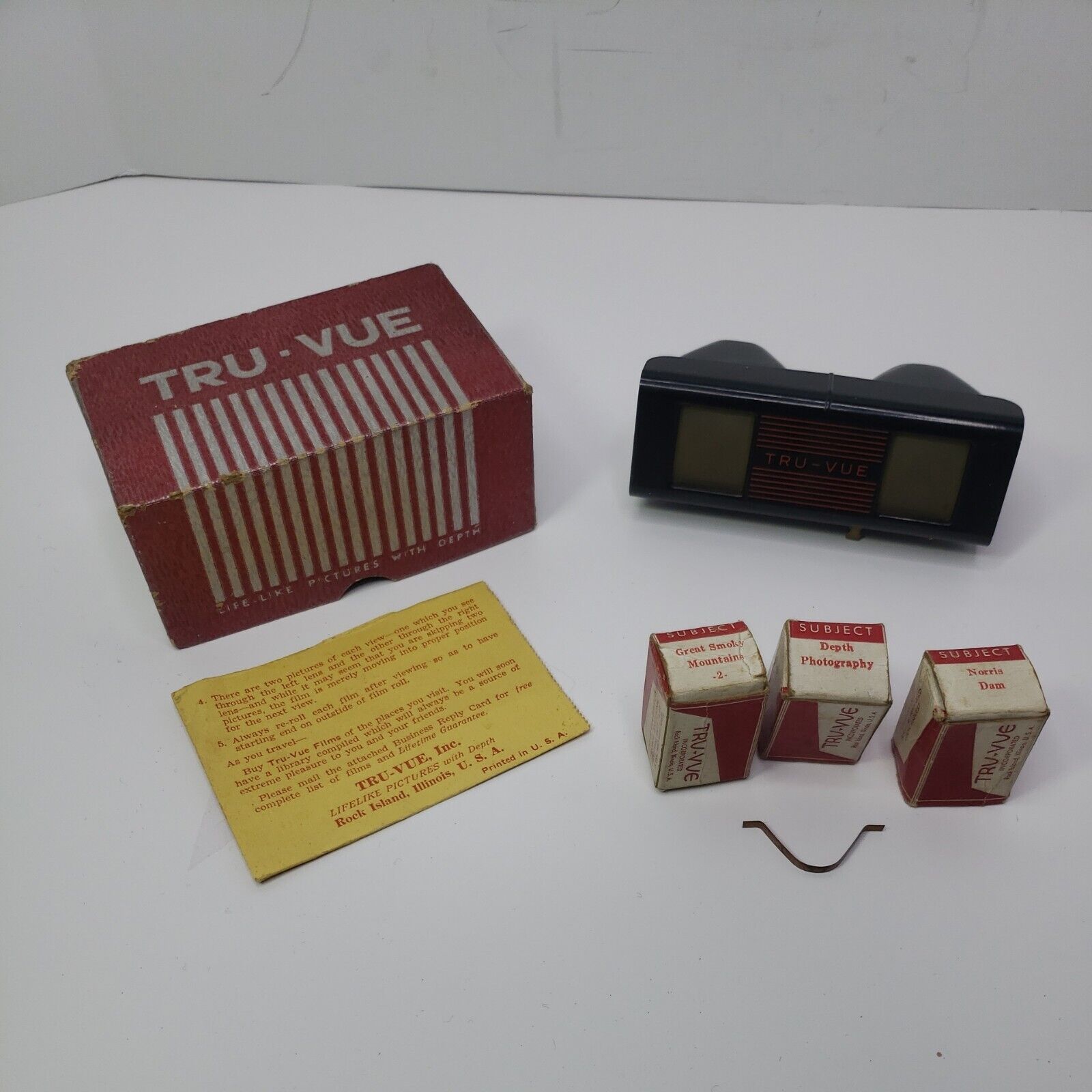 Vintage Tru-Vue Stereoscope Viewer Original Box, 3 Film Strips and Instructions