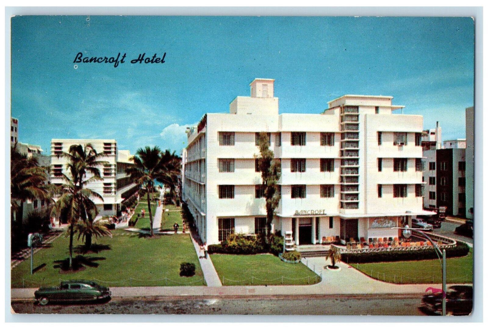 c1950\'s Bancroft Hotel Private Beach Miami Beach Florida FL Postcard