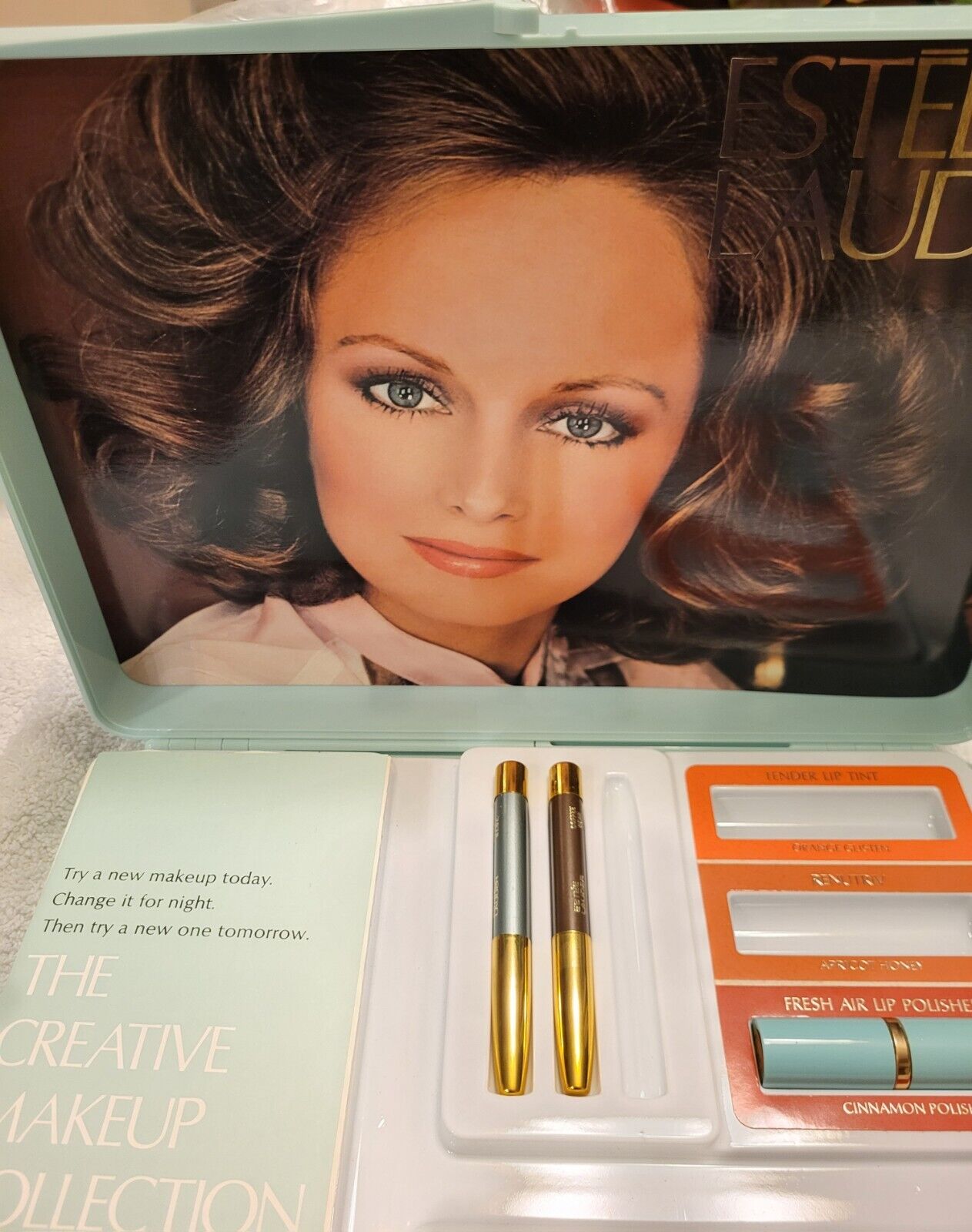 Vintage 1970's or 80 Estee Lauder  makeup kit. Blush eyeshadow lipstick pencil