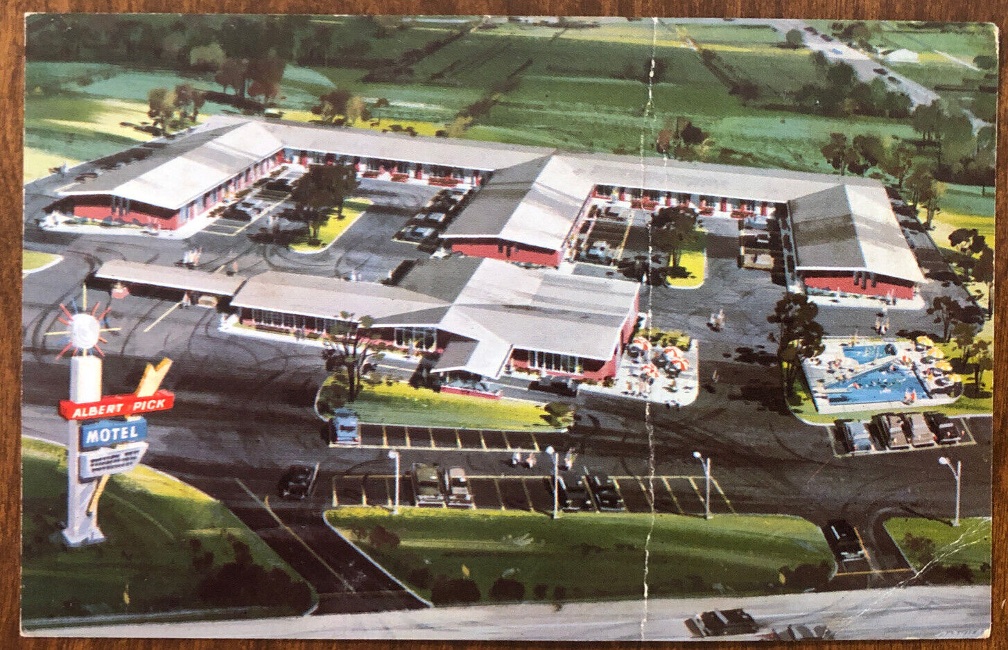 Albert Pick Motel, St Louis MO Missouri, Vintage Postcard Aerial View