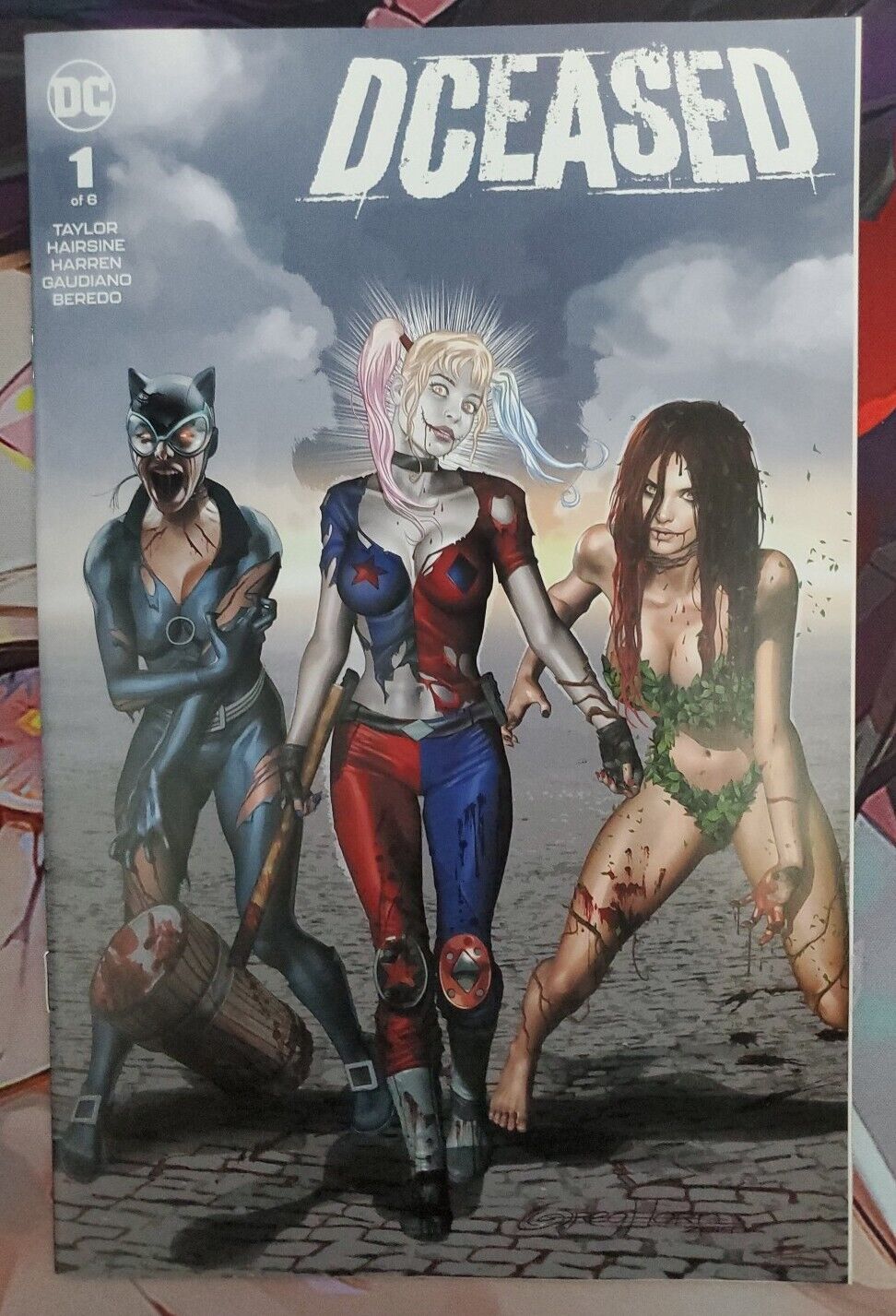 DCEASED #1 HORN WALKING DEAD 19 HOMAGE VARIANT A HARLEY QUINN Ivy Catwoman Comic