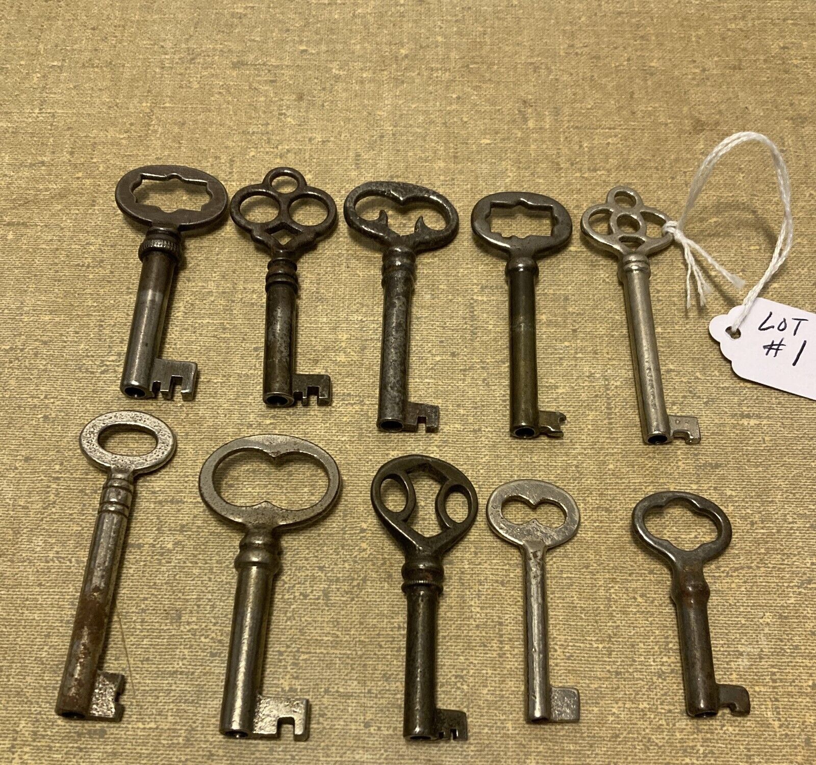 10 Antique & Vintage Open Barrel Skeleton Type Keys Longest is 2 7/16\