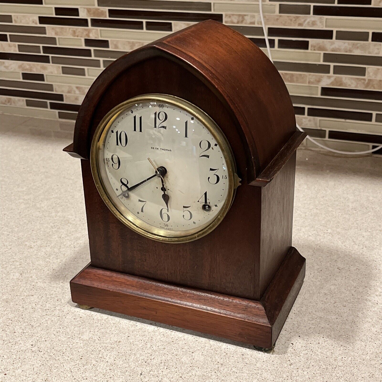Antique Seth Thomas \'Beehive\' Style 8-Day Mantle Clock, Ex. Cond. Runs&Strikesk
