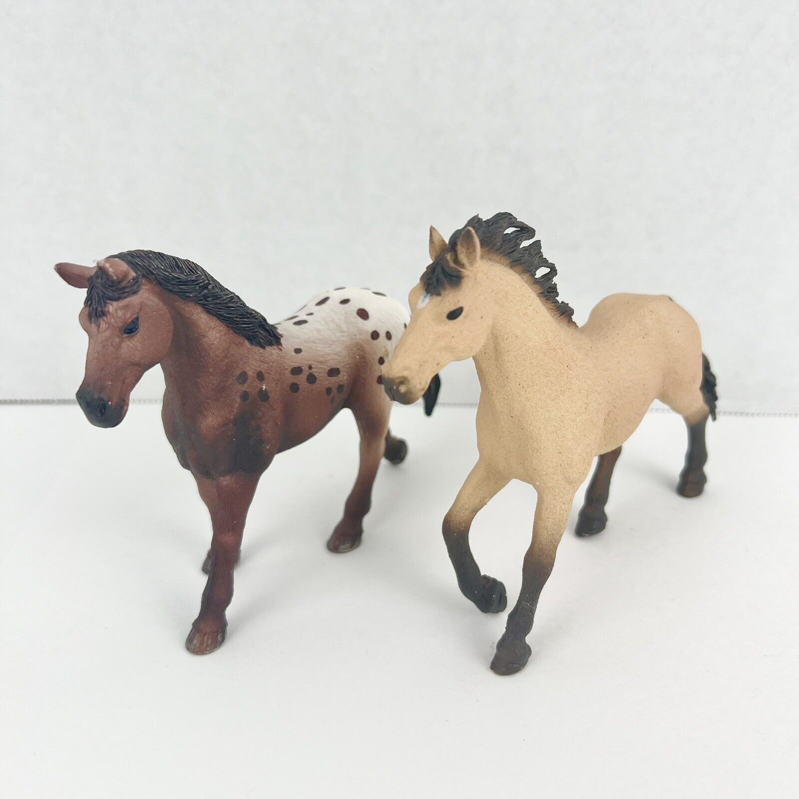 Schleich 2017 Horses Figures Toy Lot of 2 Brown & Beige Horses