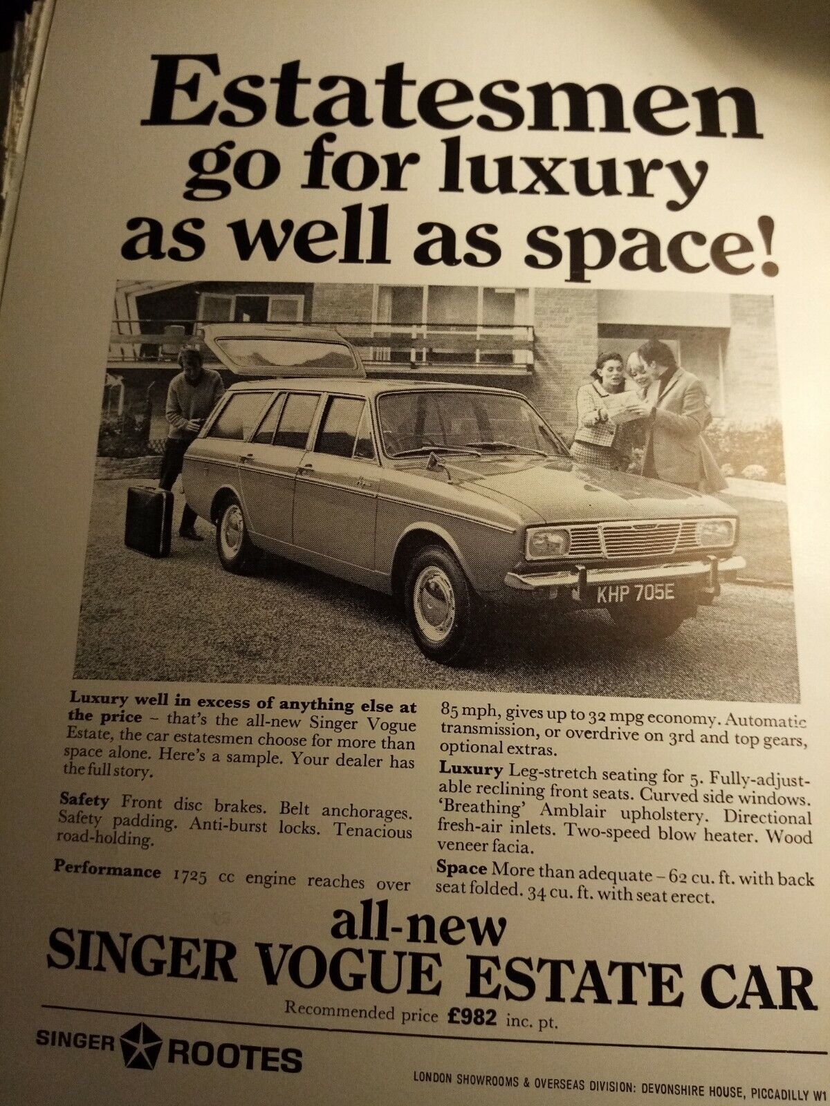 Sa37 Ephemera 1967 advert singer vogue estate car 