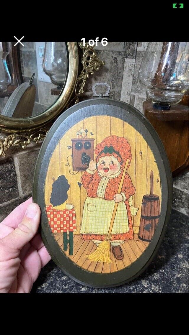Vintage 1960’s, Lady With Apron Wall Hanging Plaque 