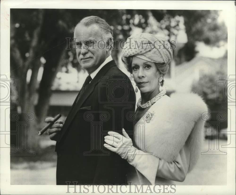 1989 Press Photo Actors Dabney Coleman and Carol Burnett in \