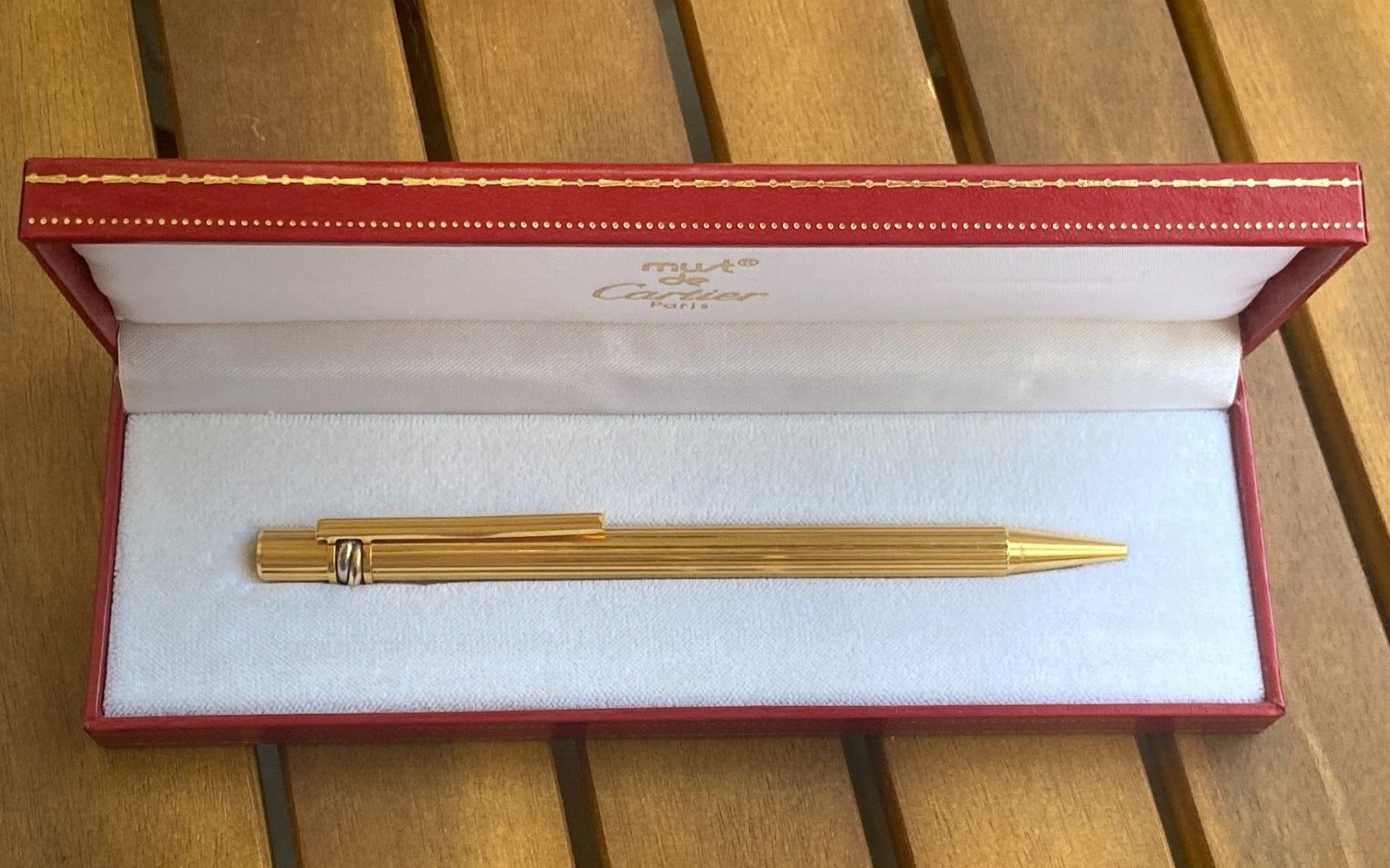 Le Must de Cartier Trinity Ribbed Design Gold Plated Ballpoint Pen & Box