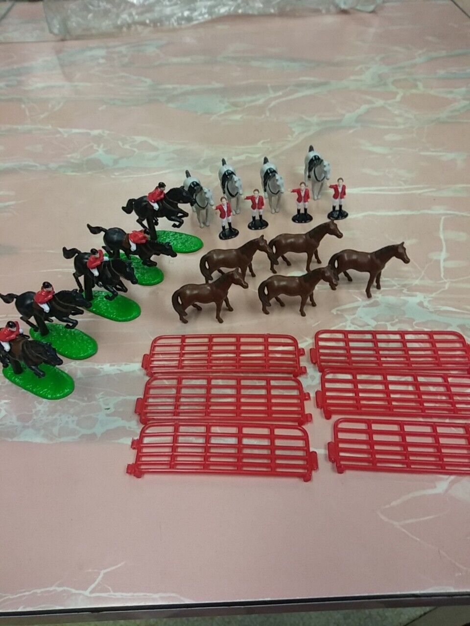Ertl Equestrian  Country Vintage Collectible LOT of 29 Pieces- Horses  Men Fence