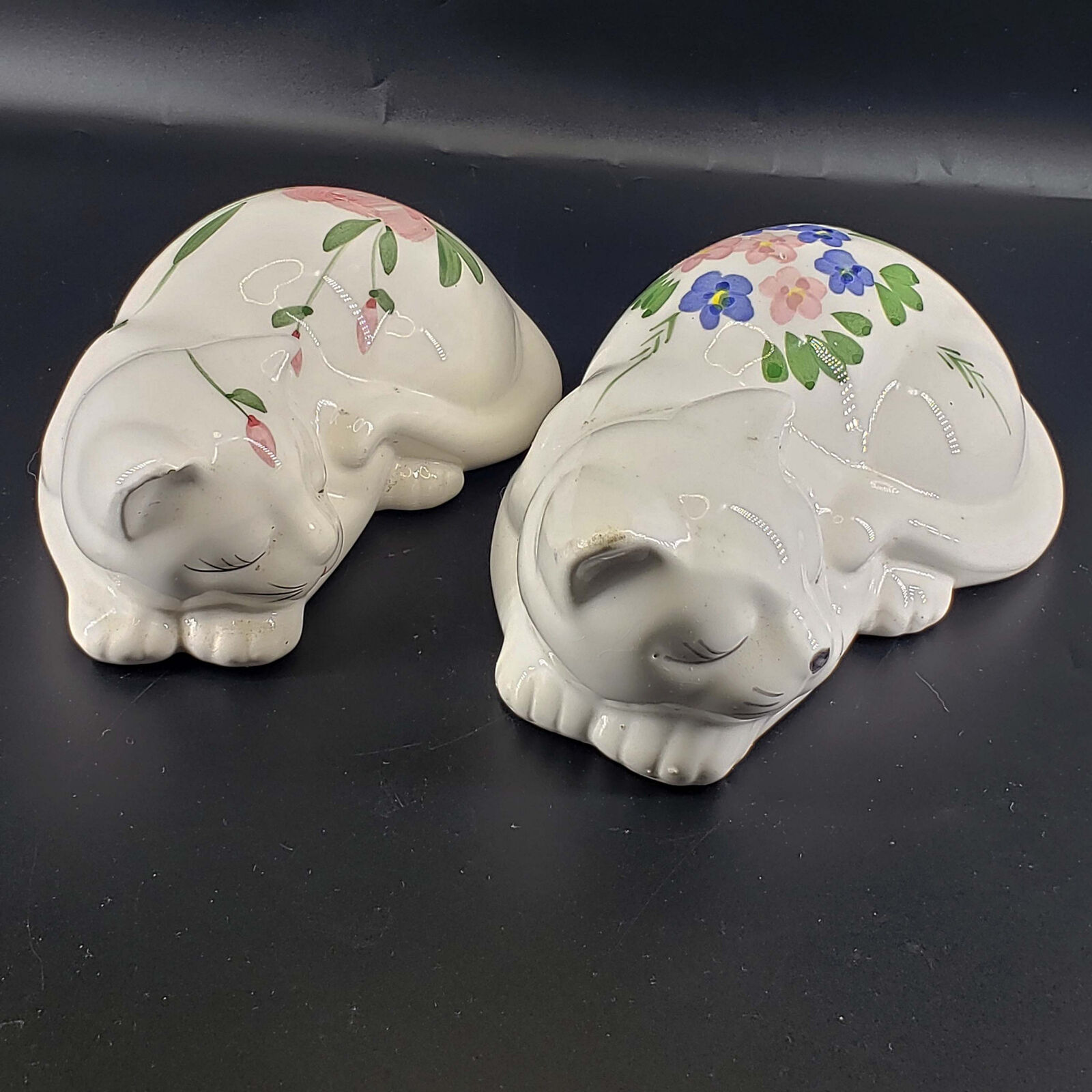 PAIR of Vintage Hand Painted Ceramic White CATS Statues Figurines Simson CA