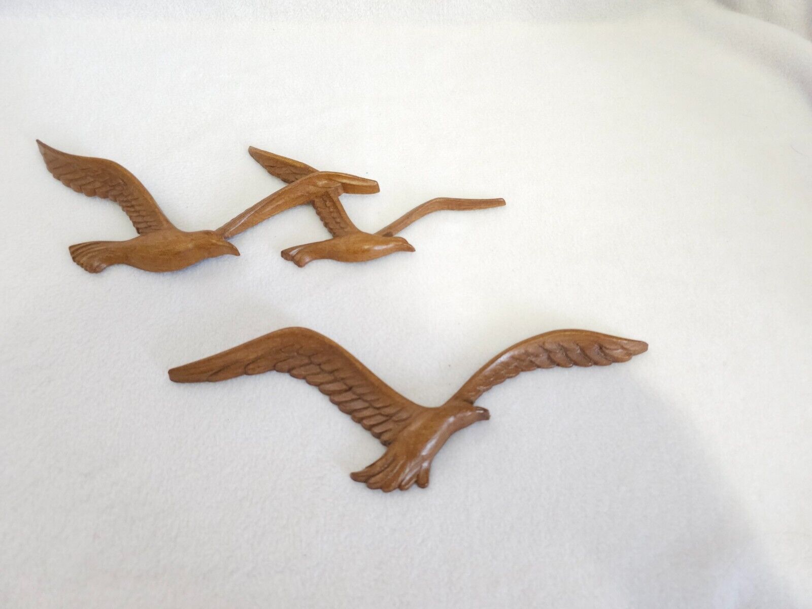 Vintage Faux Wood HOMCO Flying Seagulls Birds  In Flight Wall Decor MCM 1981