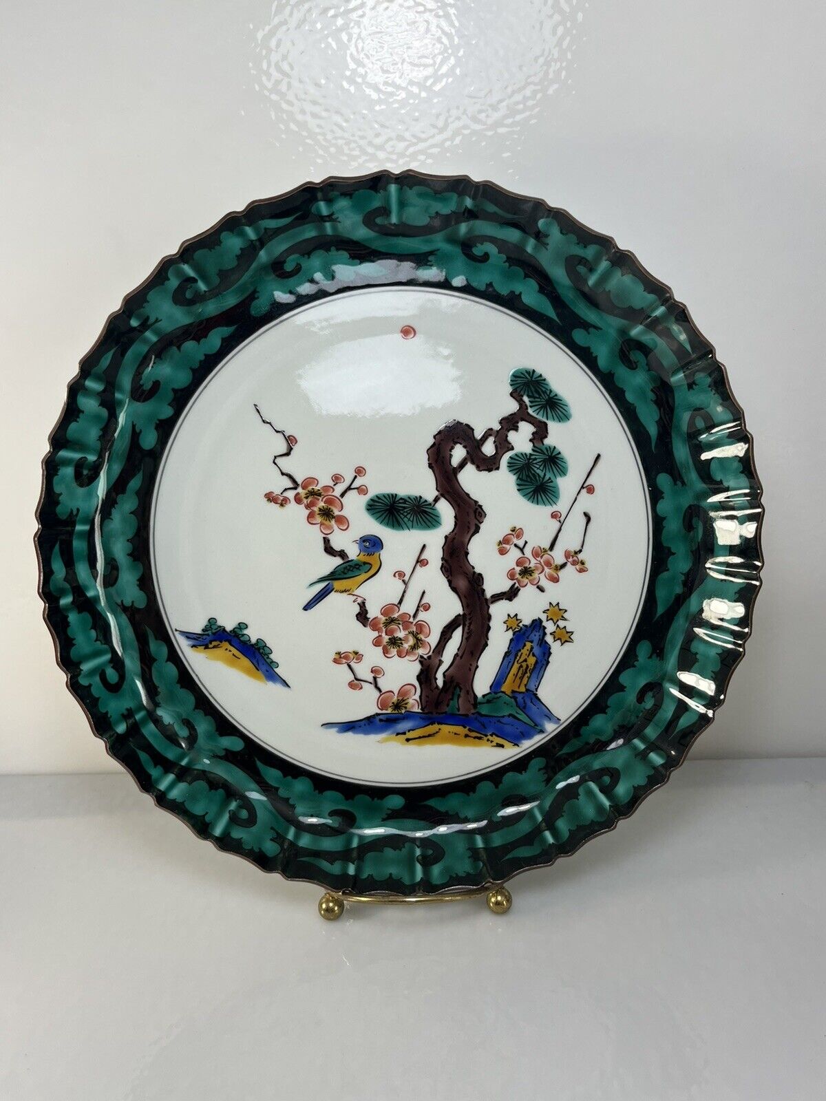 Japanese Kutani Ware porcelain Plate Hand Painted By Nakamura Shigeto