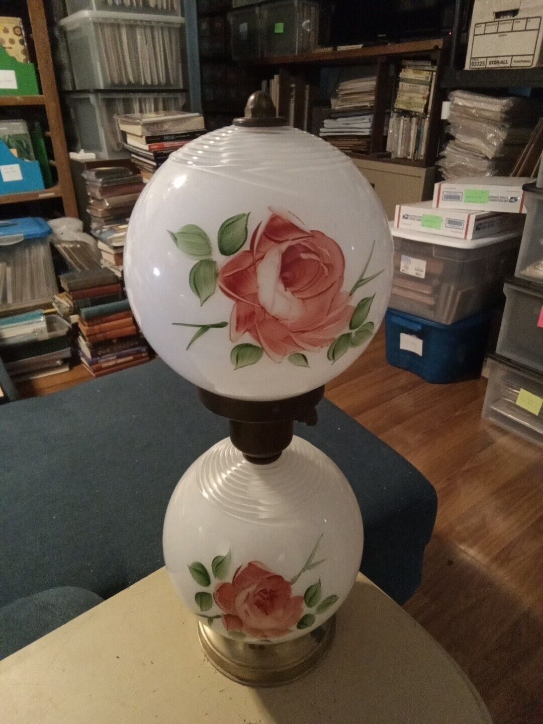 Vintage HAND Painted, Gone With The  Wind Lamp 16in