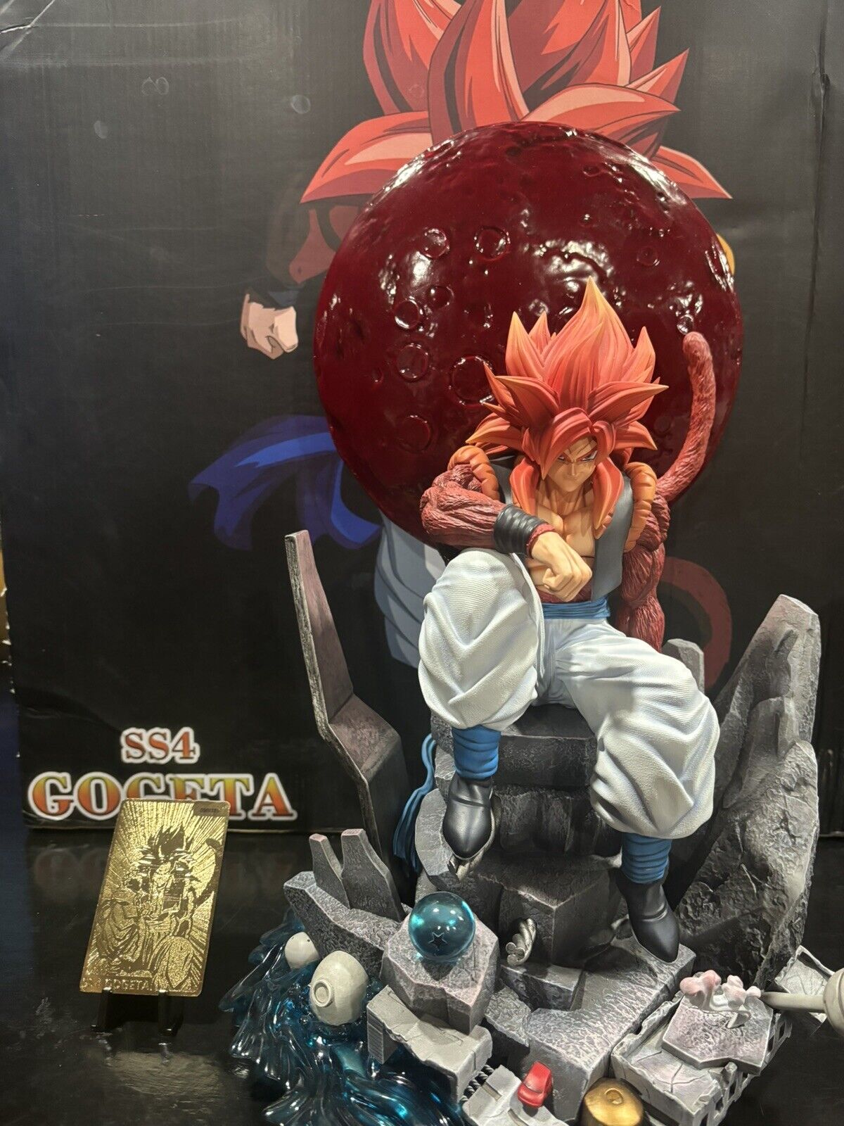 Super Saiyan 4 Gogeta On Throne 1:6 / Gogeta Statue Goku Vegeta DBZ resin statue