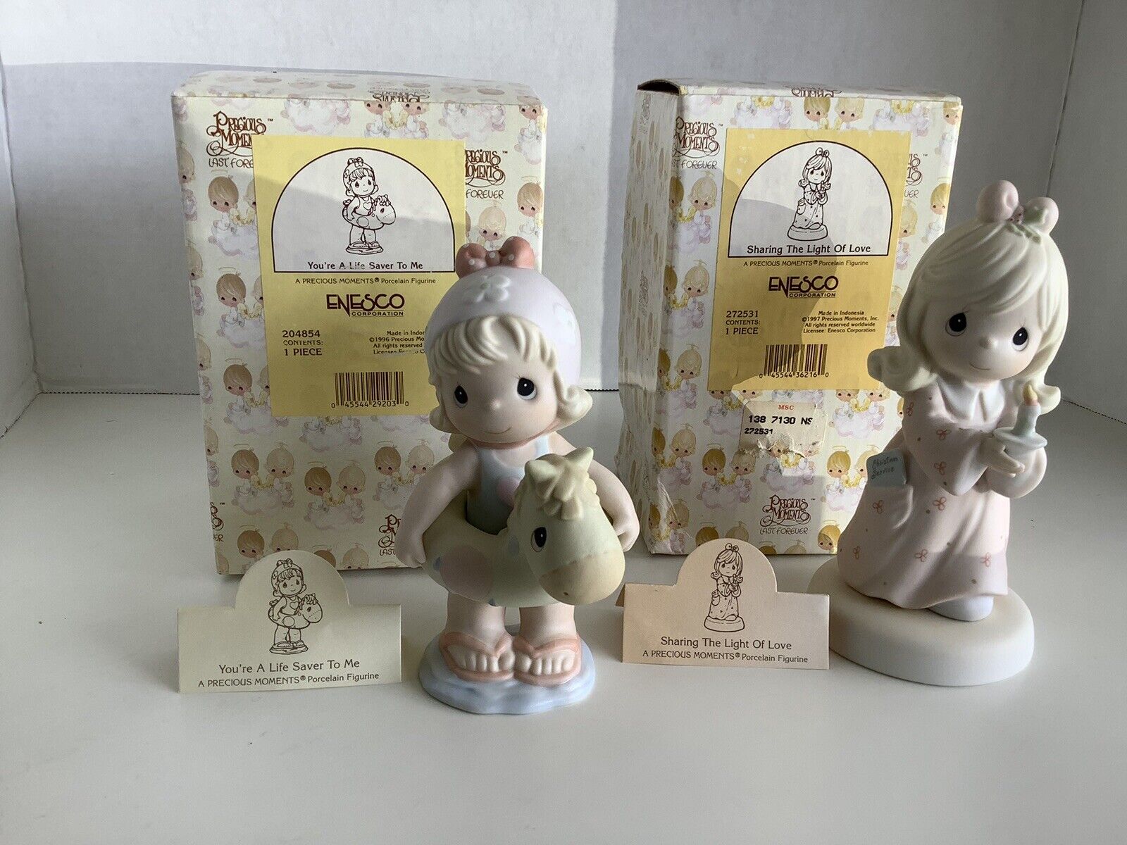 Lot Of 2 Precious Moments Figures 204854 And 272531 Sharing The Light Of Love