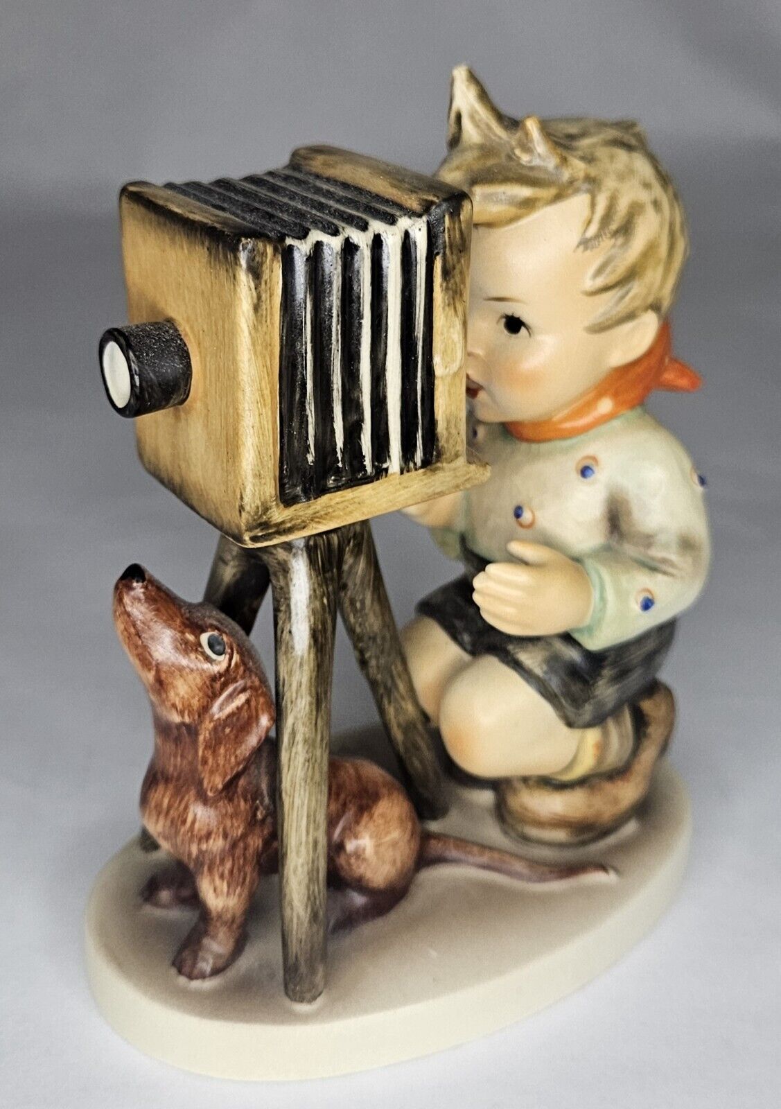 Vtg Goebel Hummel Figurine The Photographer Boy Camera + Dog West German Figure