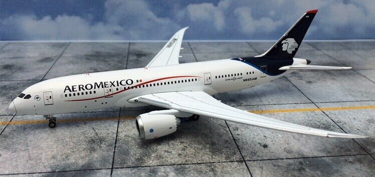 Apollo/Witty Wings 1:400 Aeromexico 787-8 N965AM
