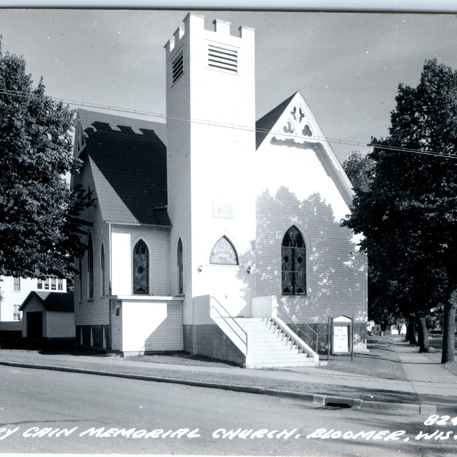 c1950s Bloomer, Wis. RPPC Mary Cain Memorial Church Real Photo Postcard Vtg A112